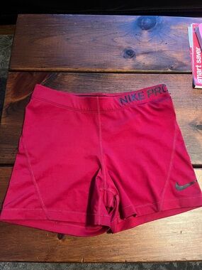 Nike Pro Women's Hot Pink Athletic Compression Shorts
